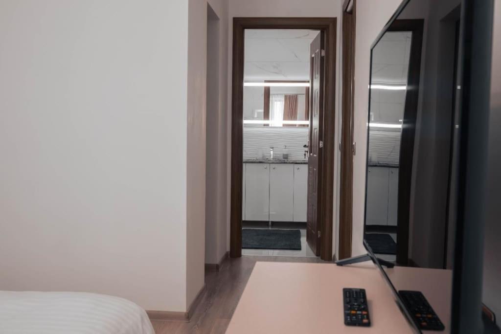 Apartament Zona Coresi Mall ブラショフ エクステリア 写真